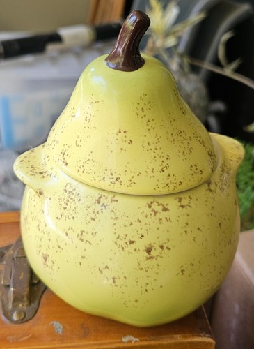 Creuset petite pear cocotte - petite,